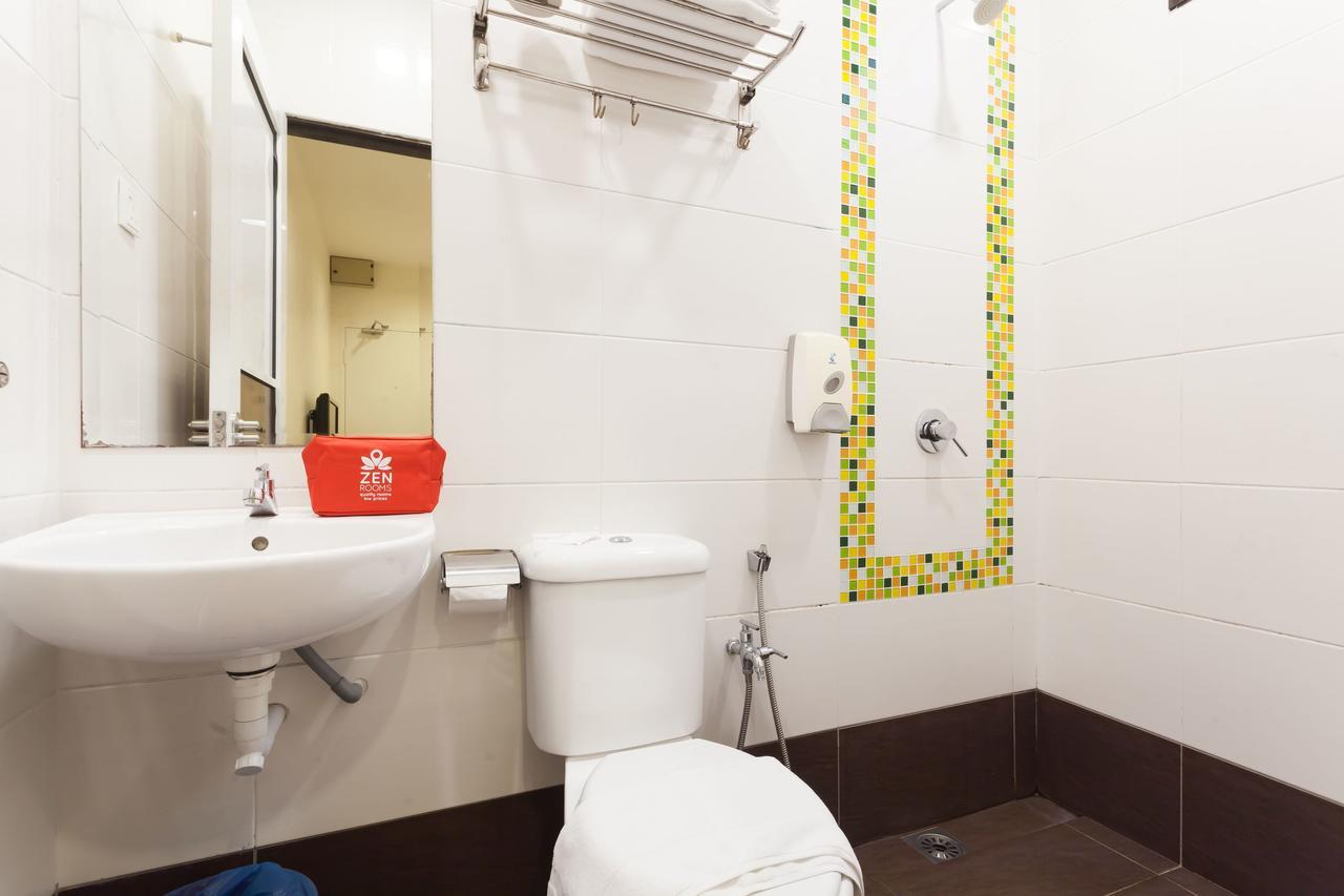 Zen Rooms Pertam Jaya Малакка Экстерьер фото