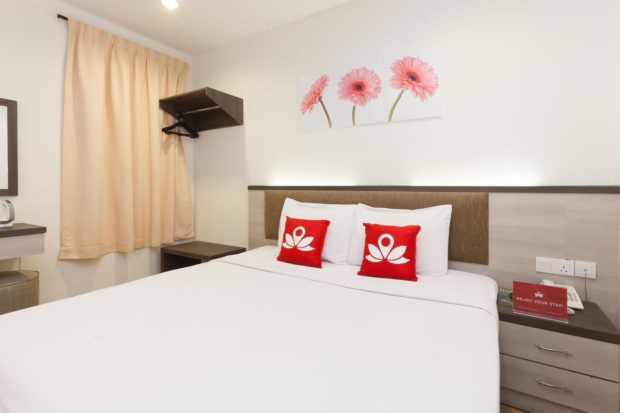 Zen Rooms Pertam Jaya Малакка Экстерьер фото