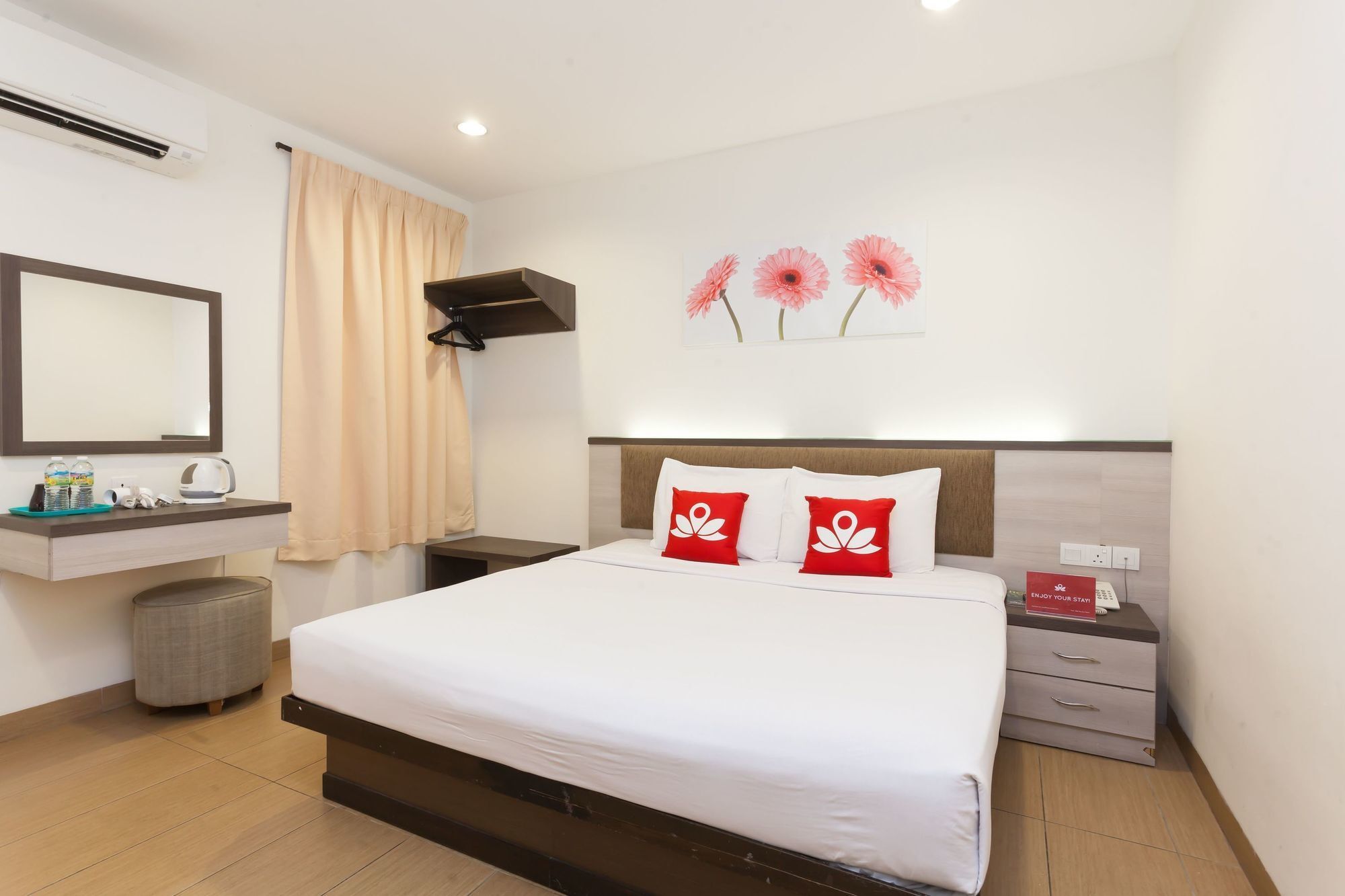 Zen Rooms Pertam Jaya Малакка Экстерьер фото